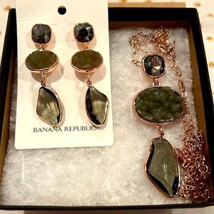 Banana Republic jewelry set